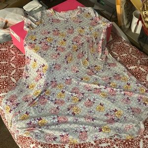 Girls lularoae size 12 dress short sleeve